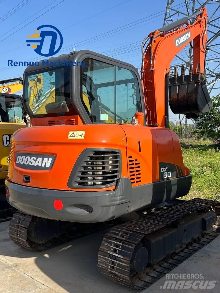 Doosan DX 60 Pásová rýpadla