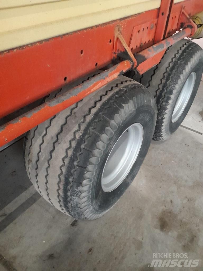 Krone Turbo 5000 Samosběrné vozy