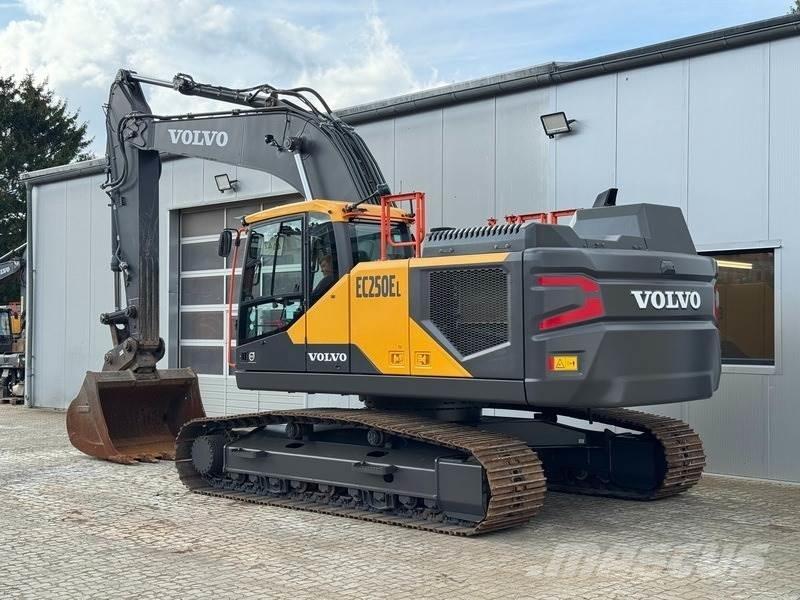 Volvo EC 250 EL Pásová rýpadla
