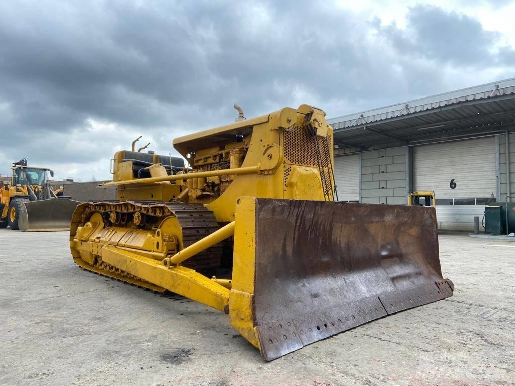 CAT D 8 Pásové dozery