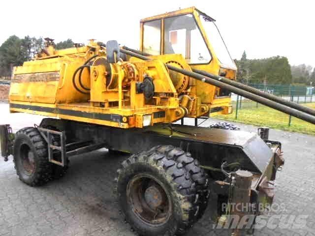 Sennebogen S 612 M Lanová rýpadla