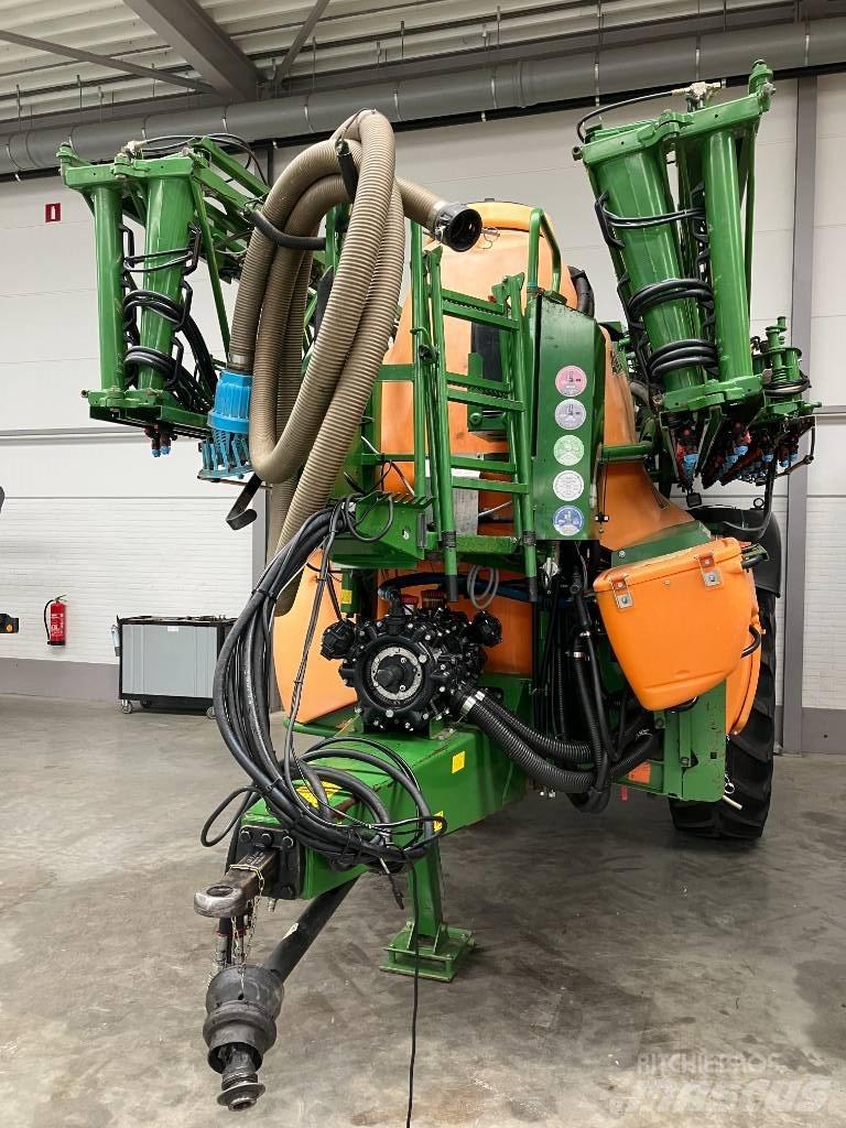 Amazone UX 5200 Tažené postřikovače