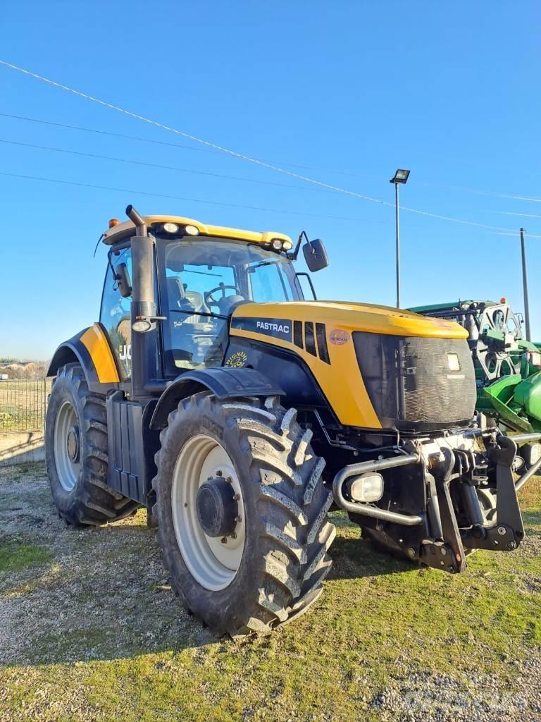 JCB Fastrac 8250 Traktory