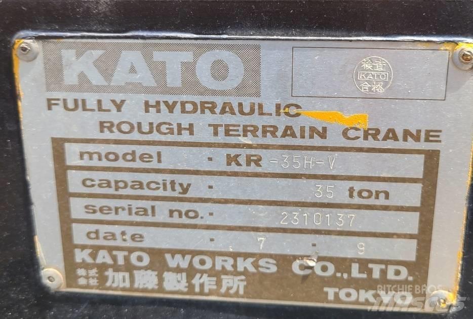Kato KR35H-V Jeřáby pro těžký terén
