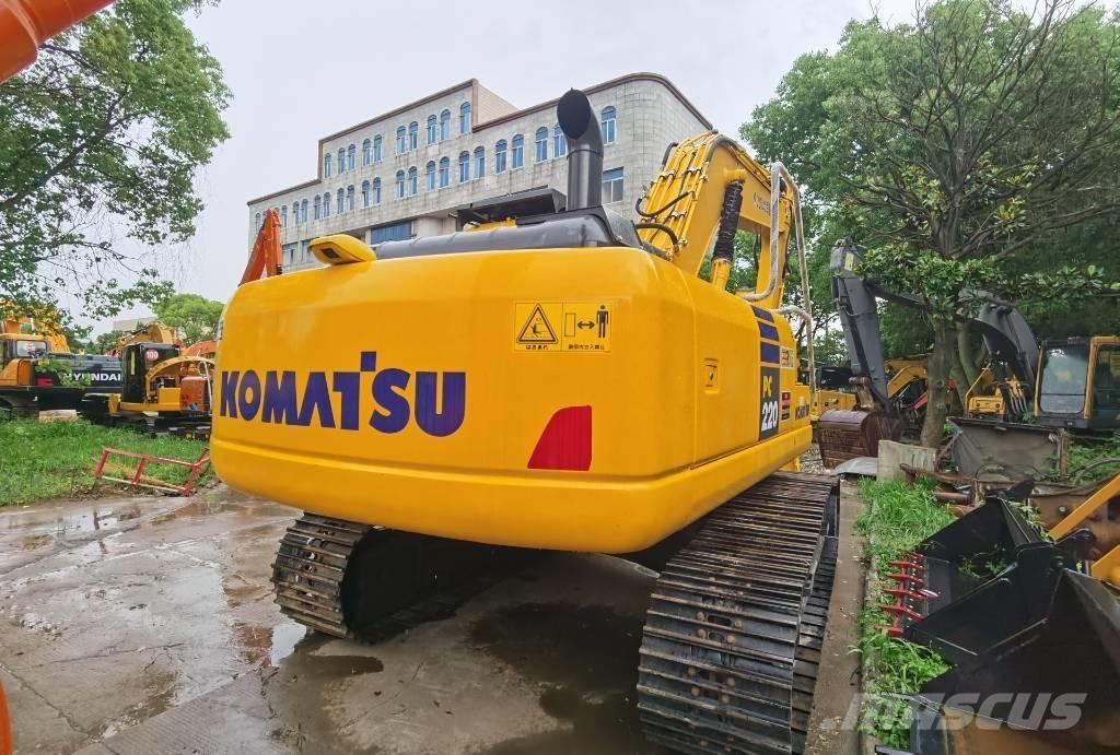 Komatsu PC 220-7 Pásová rýpadla