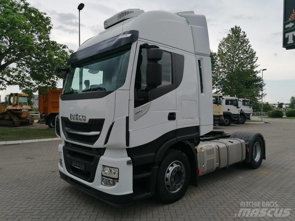 Iveco AS440ST/P Tahače