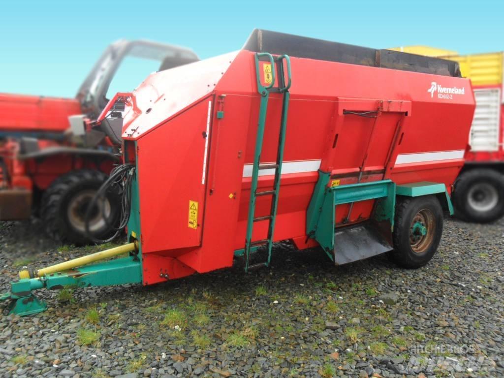 Kverneland KD612-2 Krmítka, krmné žlaby