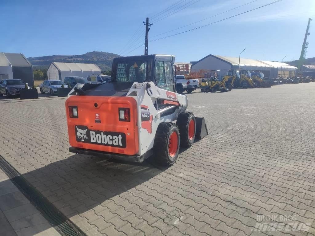 Bobcat S 550 Smykem řízené nakladače