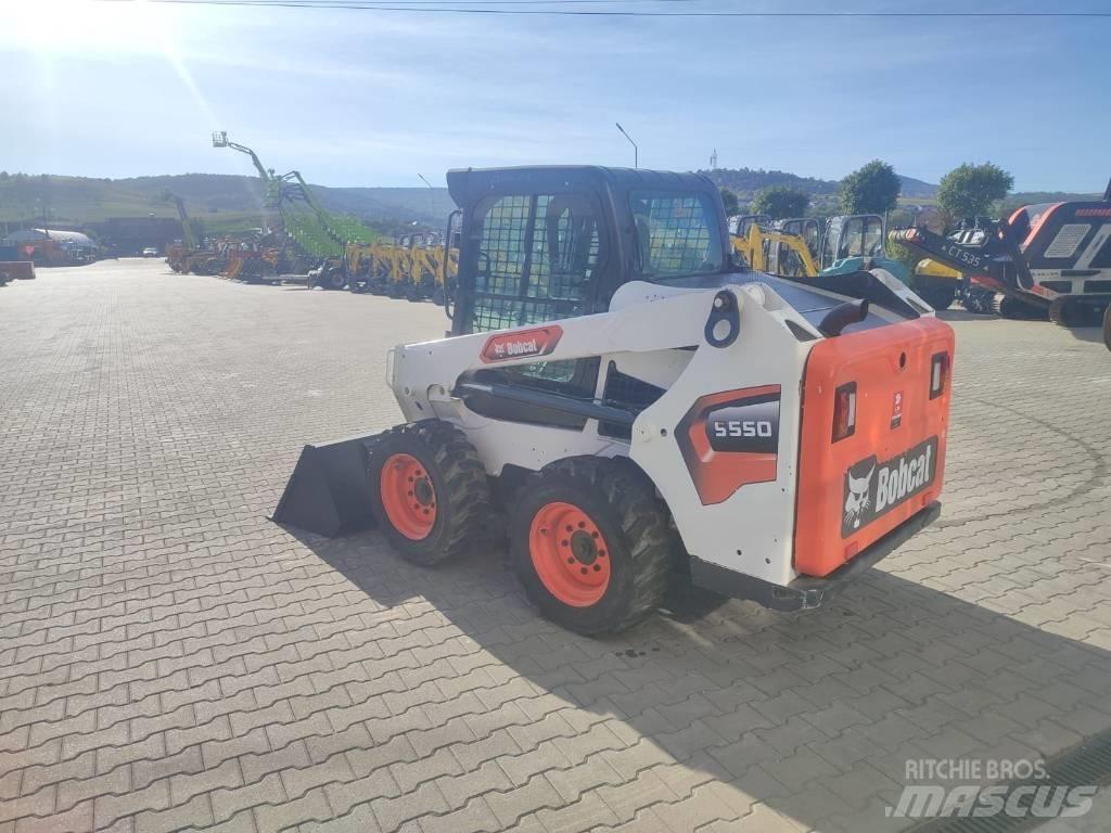 Bobcat S 550 Smykem řízené nakladače