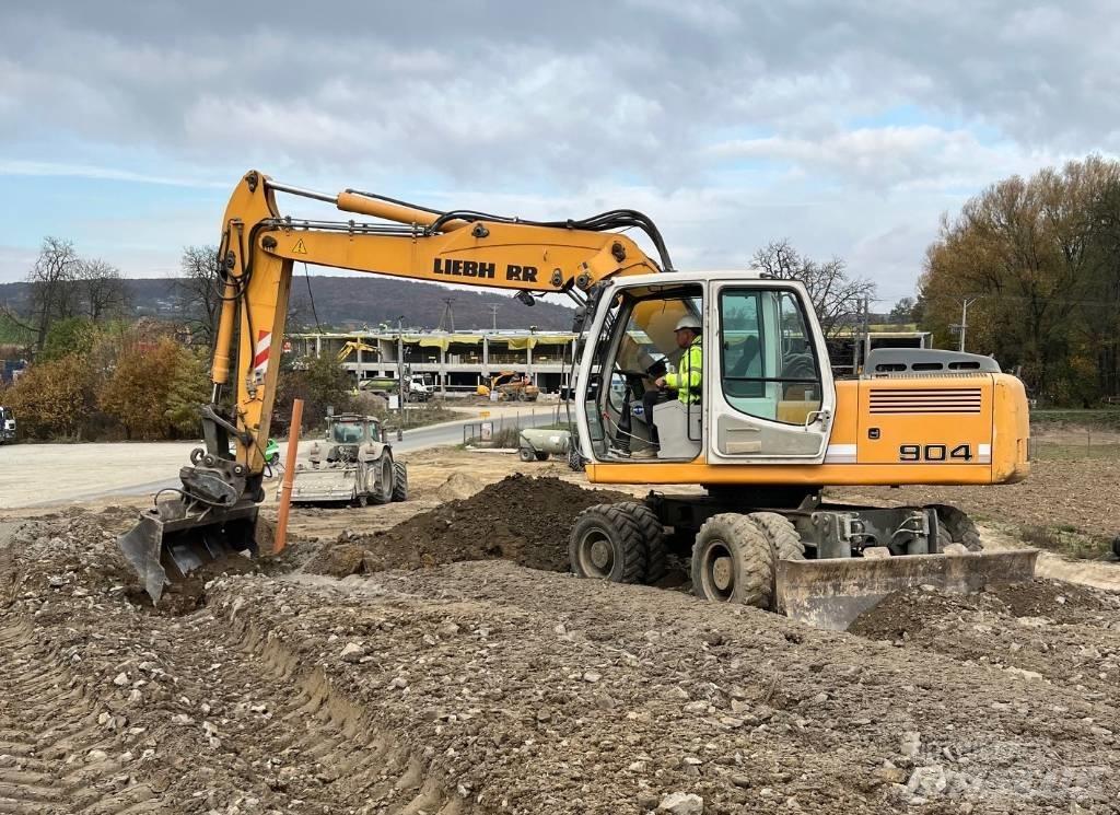 Liebherr A-904 900 Kolová rýpadla