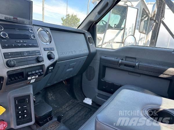 Ford F 750 Popelářské vozy