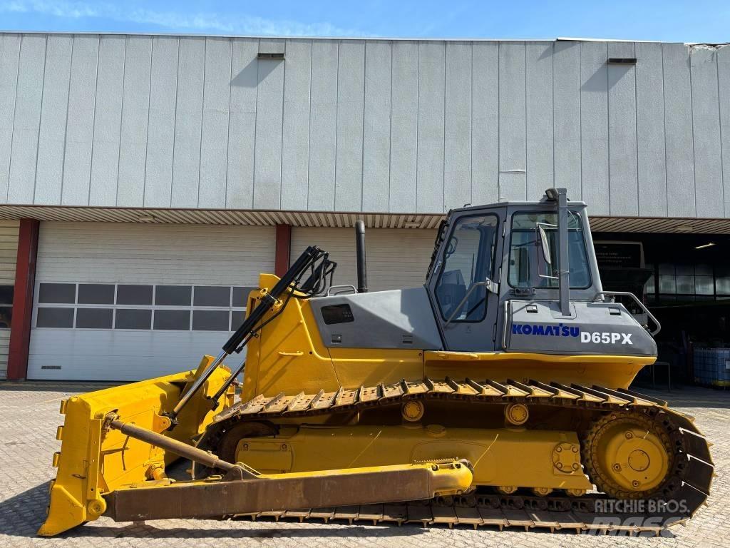 Komatsu D 65 PX-12 Pásové dozery