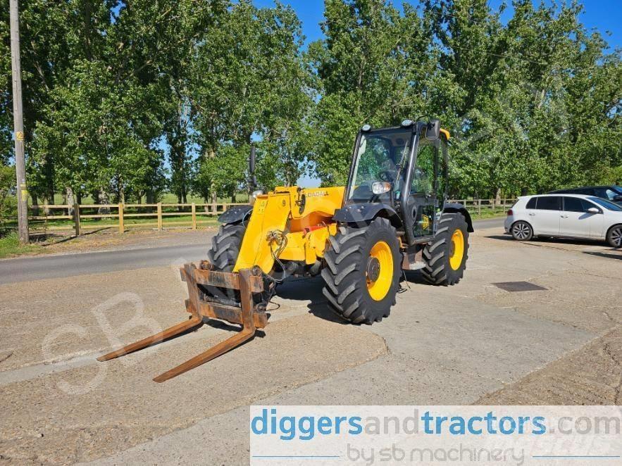 JCB 526-56 Agri Teleskopické nakladače pro zemědělství