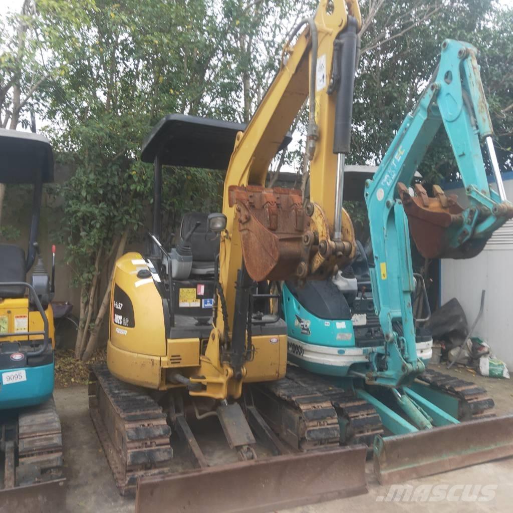CAT 302CR Mini rýpadla < 7t