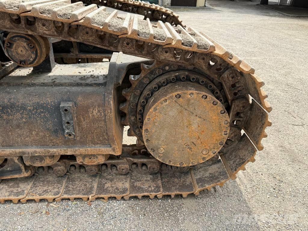 CAT 352 F Pásová rýpadla