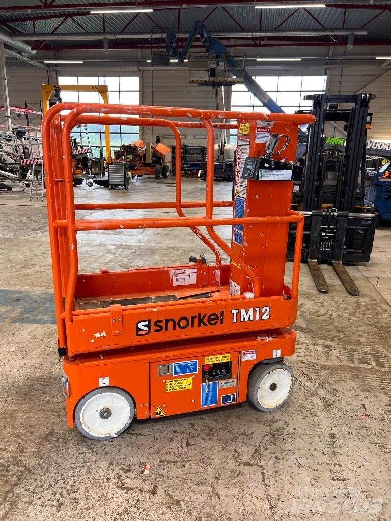 Snorkel TM 12 Vertikální sloupové výtahy