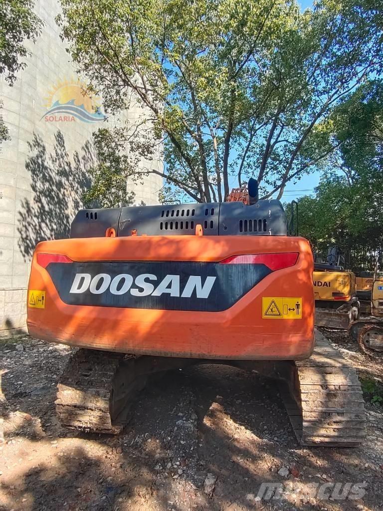 Doosan DX 300 LC Pásová rýpadla