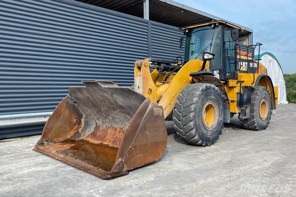 CAT 962M Kolové nakladače