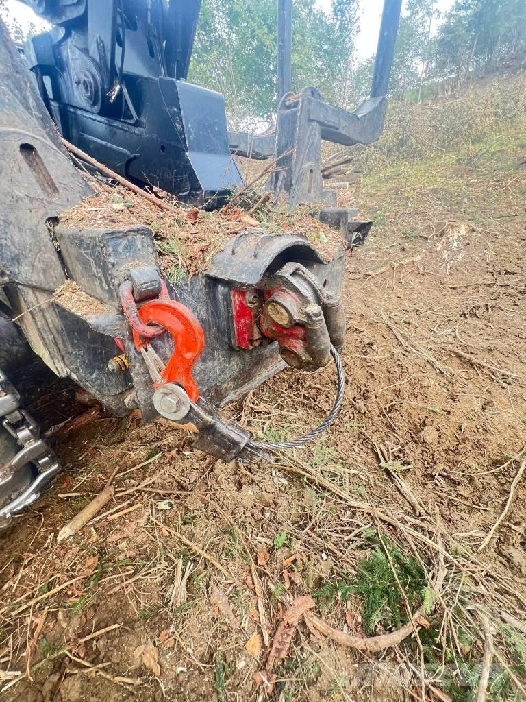 Komatsu 855 Vyvážecí traktory