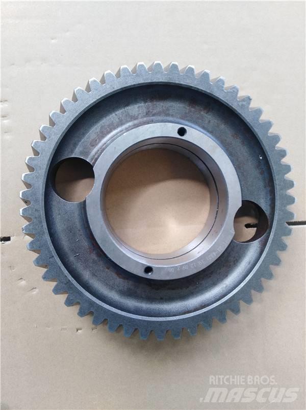 Komatsu D85 gear Převodovka