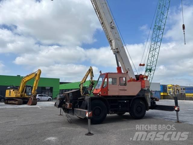 Tadano TR 300 EX Jeřáby pro těžký terén