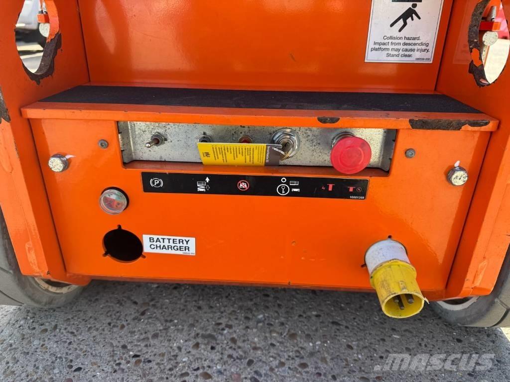 Snorkel TM 16E Vertikální sloupové výtahy