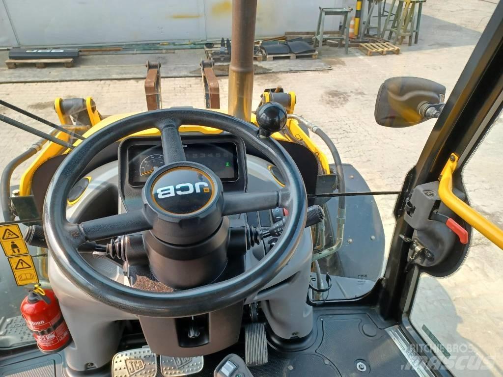 JCB 3CX PLUS AEC Rýpadlo-nakladače
