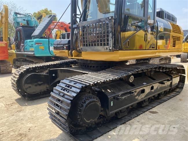 CAT 330 D2L Pásová rýpadla
