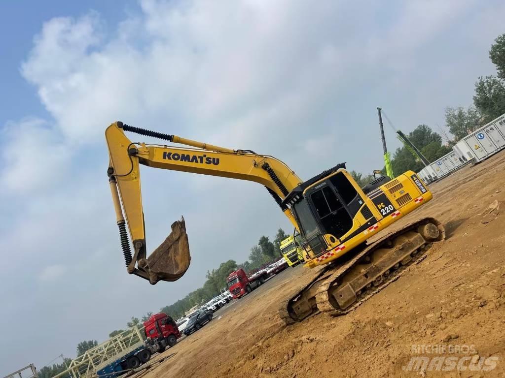 Komatsu pc220-8 Pásová rýpadla