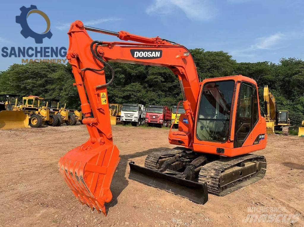 Doosan DH 80 Midi rýpadla 7t - 12t