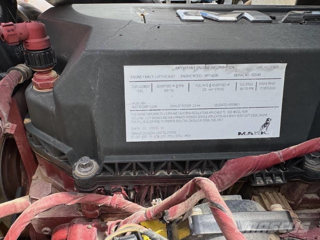 Mack Granite 64FR Sklápěče