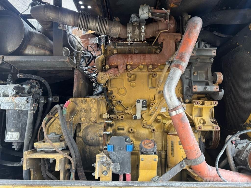 CAT M316 F Speciální bagry