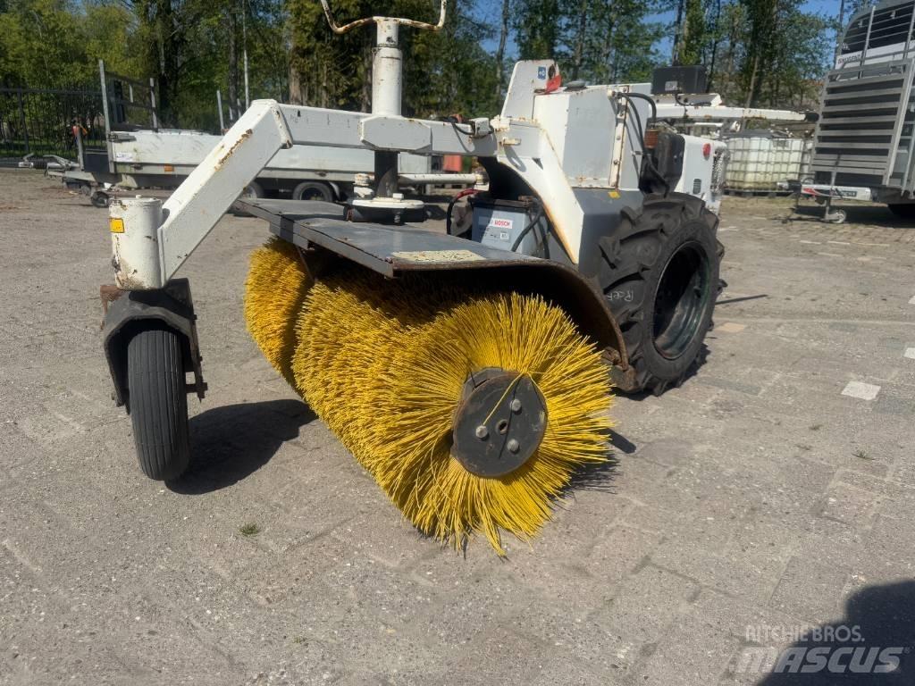 Hatz Veger Zametací stroje