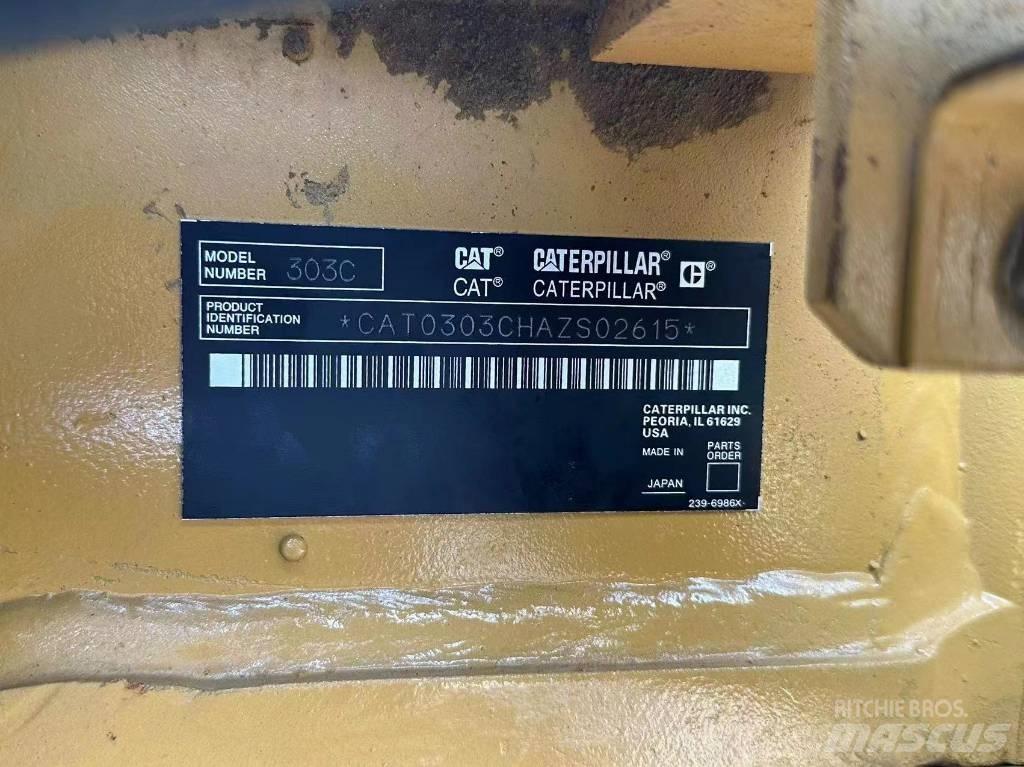 CAT 303 Pásová rýpadla