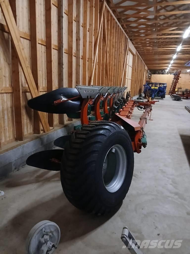 Kverneland PB100-8 Oboustranné pluhy