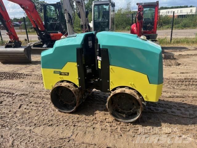 Ammann AR 1575 Tandemové válce