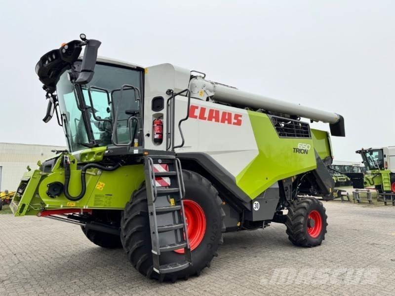 CLAAS TRION 650 Sklízecí mlátičky