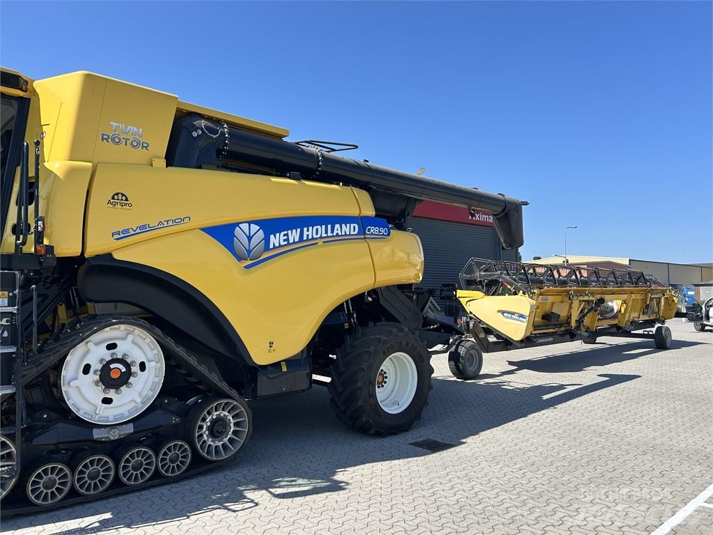 New Holland CR 8.90 Sklízecí mlátičky
