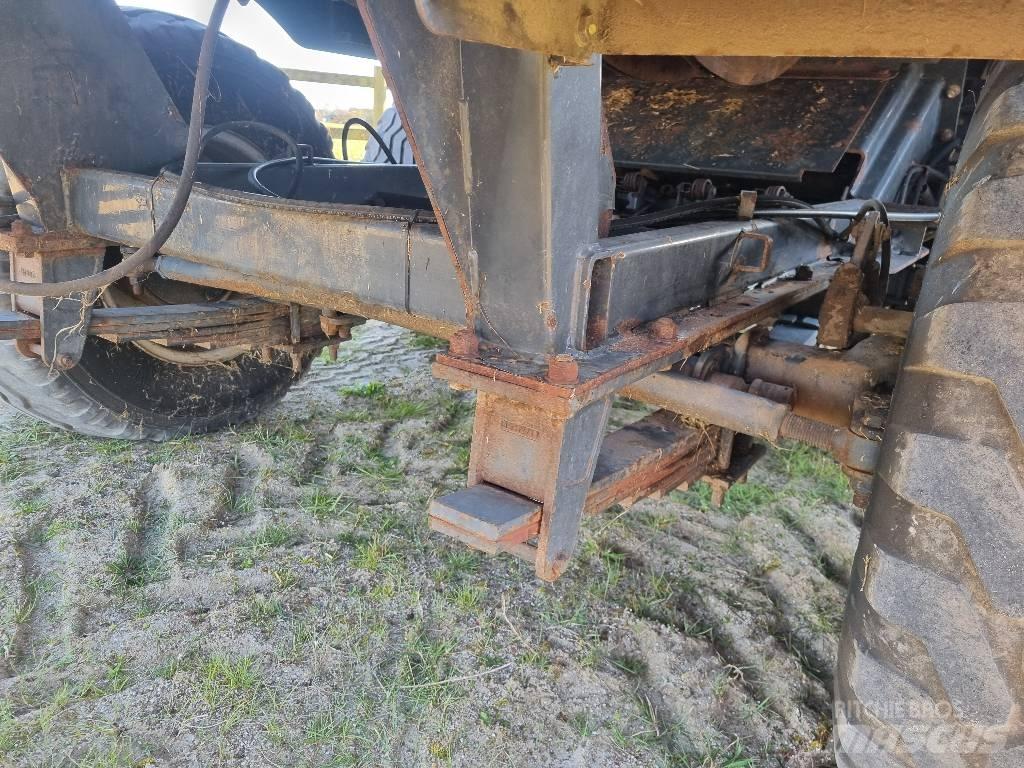 Vicon LB8200 Lis na hranaté balíky
