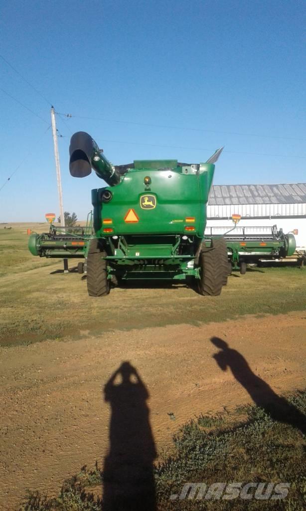 John Deere S 670 Sklízecí mlátičky