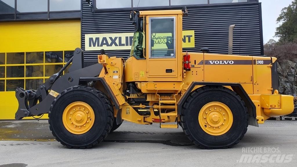 Volvo L 90 D Kolové nakladače