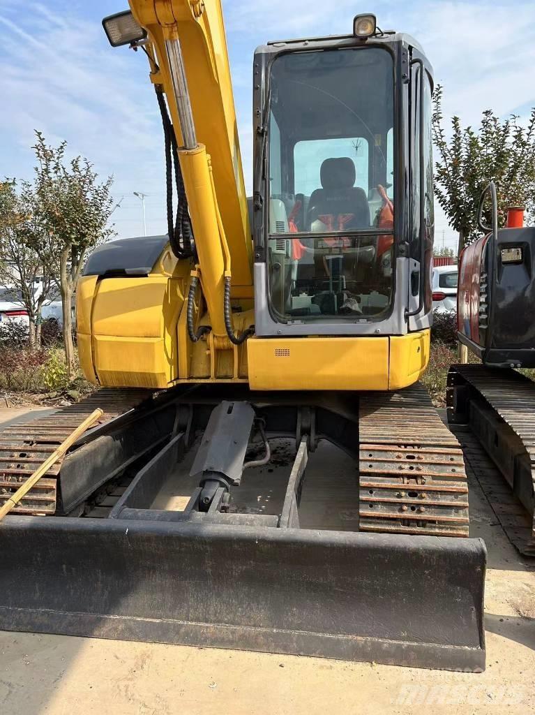 Komatsu PC78 Pásová rýpadla