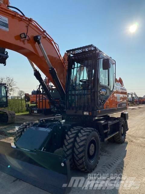 Doosan DX 210 W Kolová rýpadla