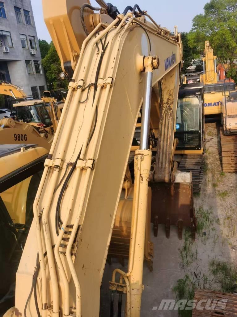 Komatsu PC 200-7 Pásová rýpadla