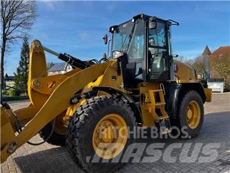 CAT 910 Kolové nakladače