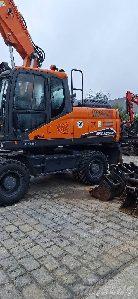 Doosan DX 190 W-7 Kolová rýpadla