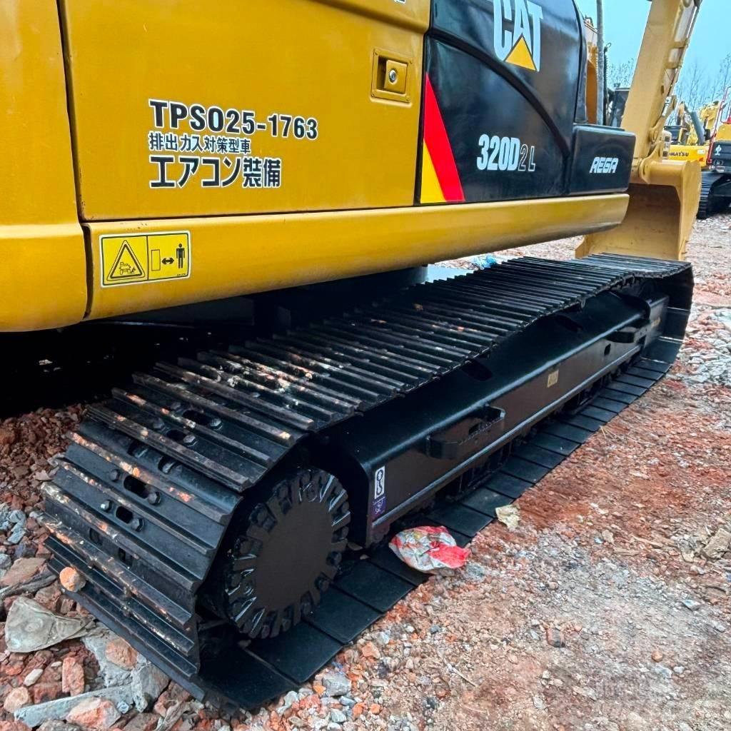 CAT 320 D Pásová rýpadla