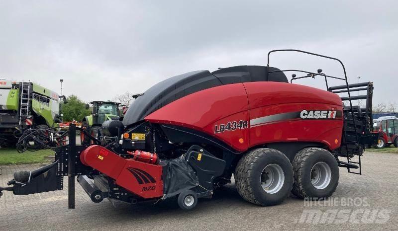 Case IH LB434R Lis na hranaté balíky
