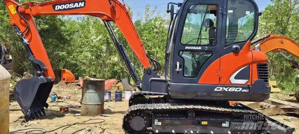 Doosan DX 60 Pásová rýpadla