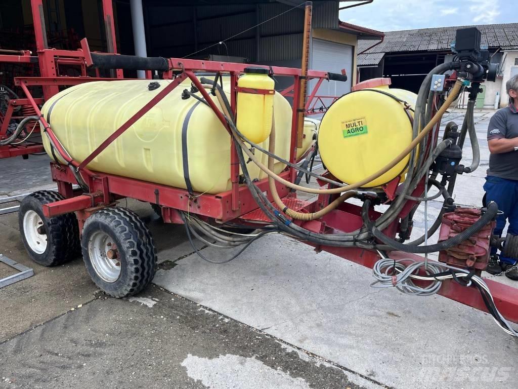 Hardi TR 2000 SPB Tažené postřikovače